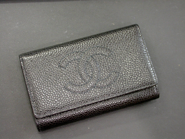 【来店買取】CHANEL シャネル キャビアスキン カードケース 黒 の買取 | 貴金属・ダイヤモンド・ブランド品買取専門店バイセラジャパン