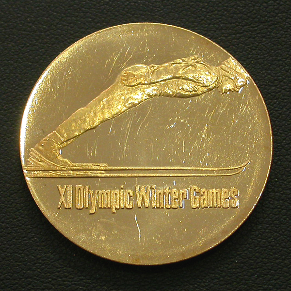 来店買取】札幌オリンピック K18（750）記念メダル（金貨）の買取 