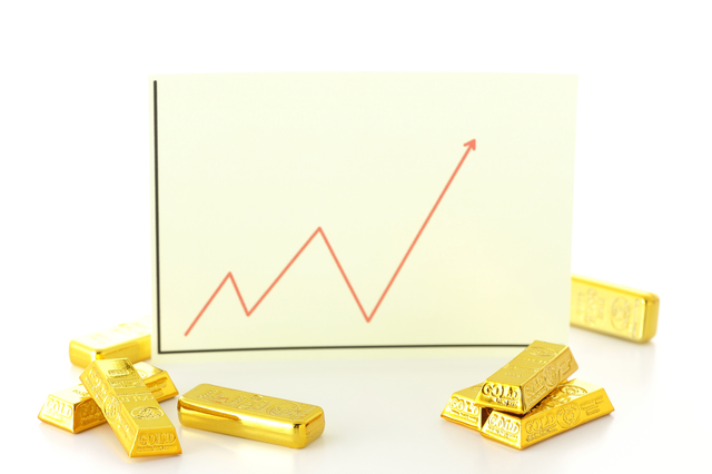 金相場はどうなる？高騰の背景にある「複合的な要因」
